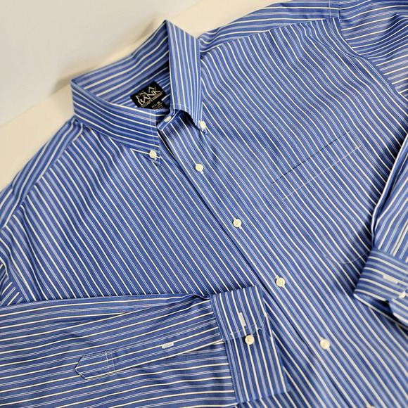 Jos A Bank Traveler's Collection 100% Cotton Blue Stripe Button Down Men 17.5-36 - Picture 1 of 5
